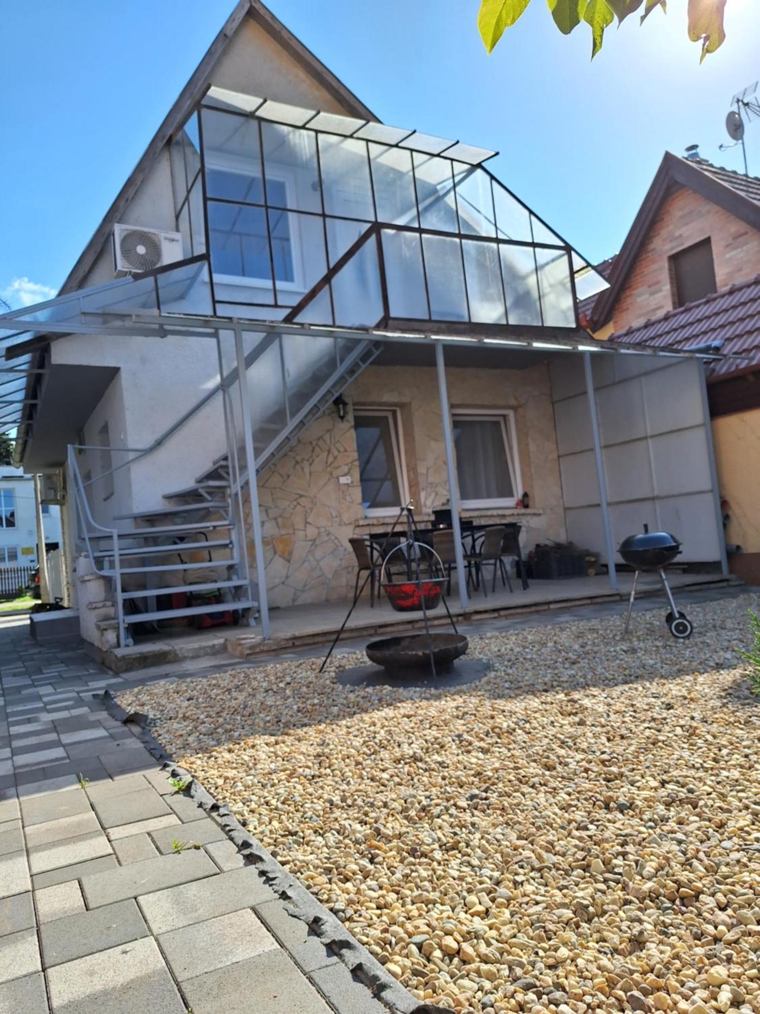 Nikolett Apartman Hajdúszoboszló المظهر الخارجي الصورة